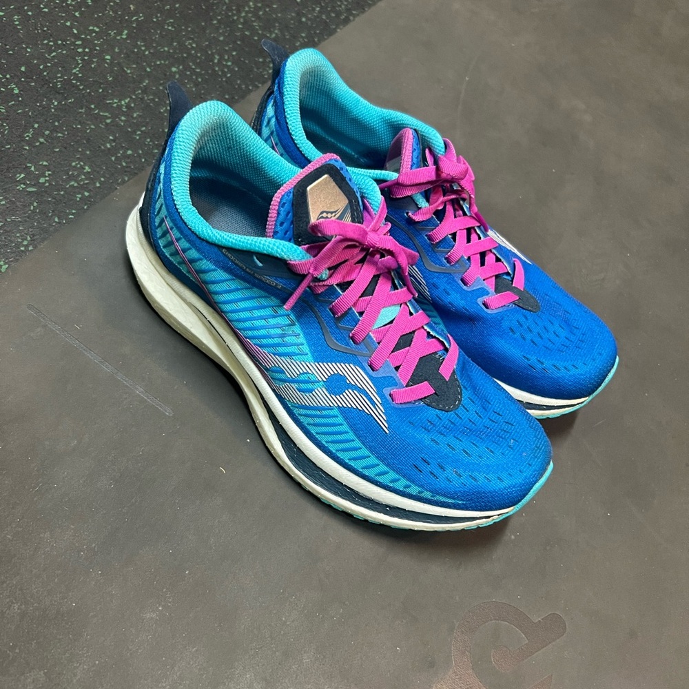 Saucony Endorphin Speed 2 Running Shoes Size 9